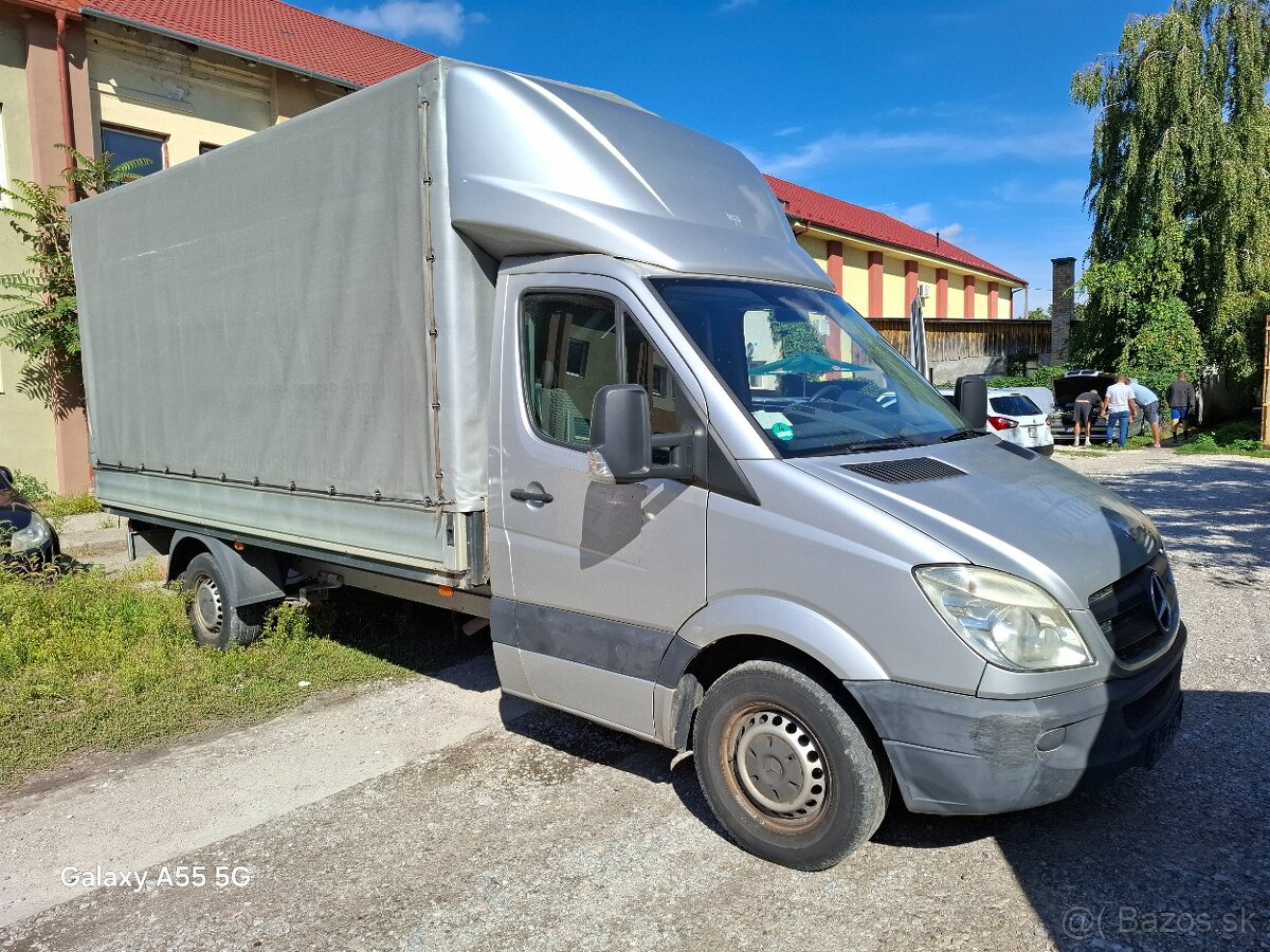 Mercedes sprinter 311cdi valník plachta