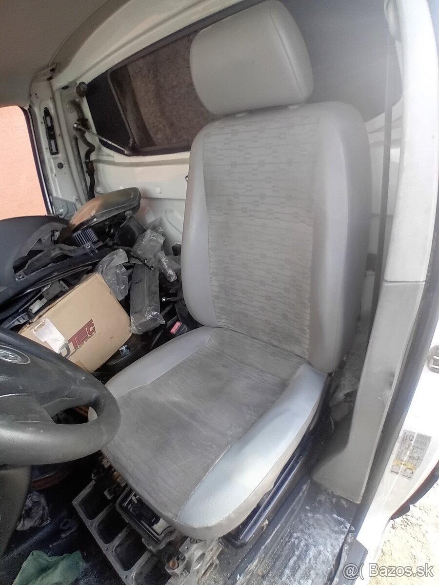 Transporter T5 sedačka pilotka