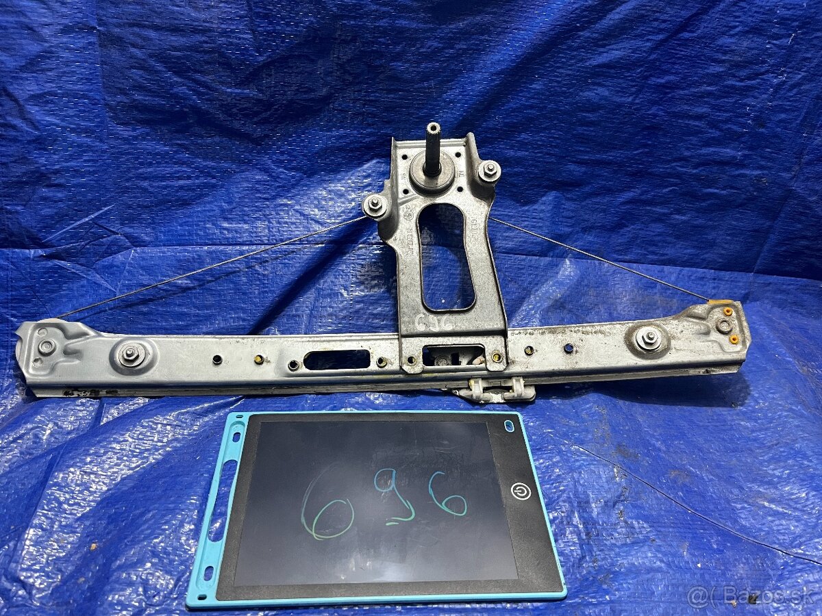 BMW E46 ZADNA LAVA STAHOVACKA