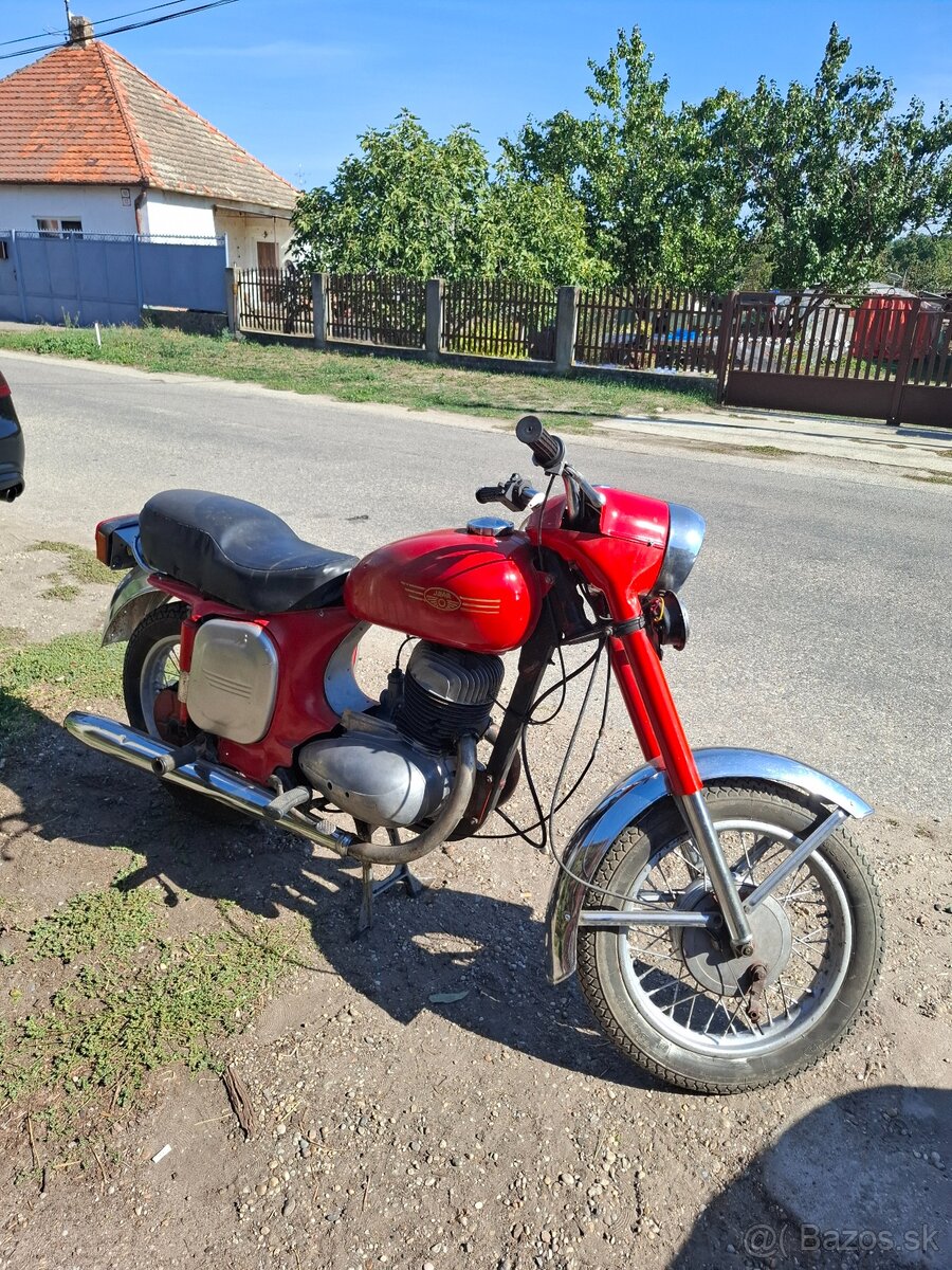 Jawa 250
