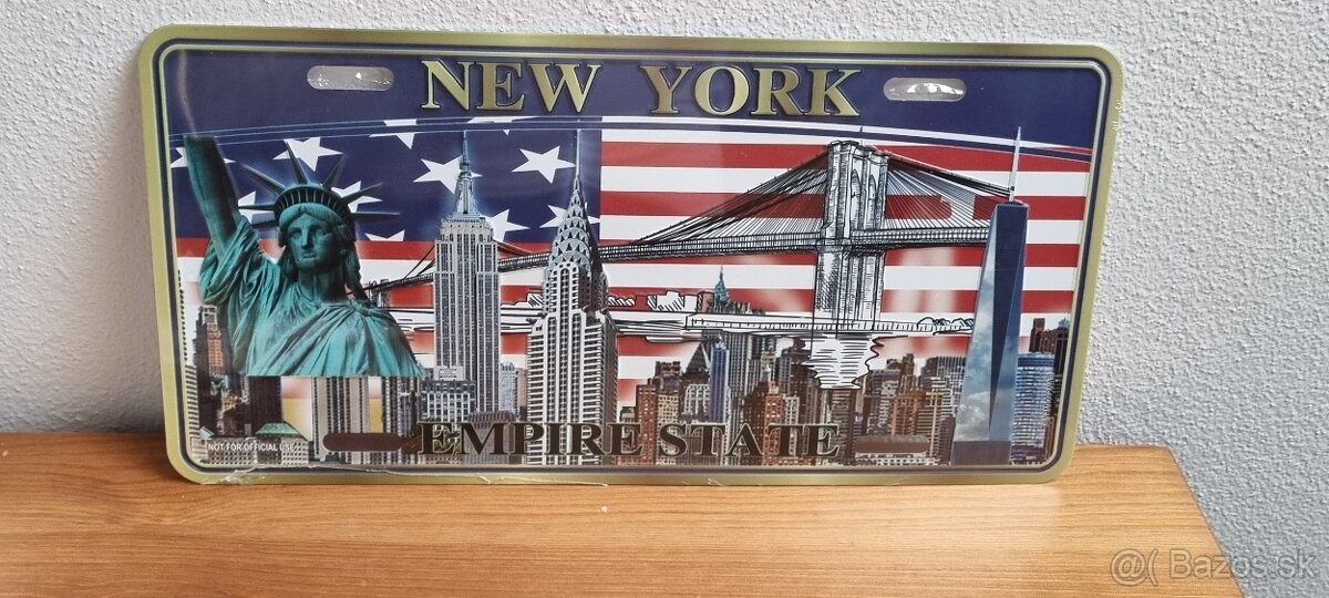Ozdobná špz z NY