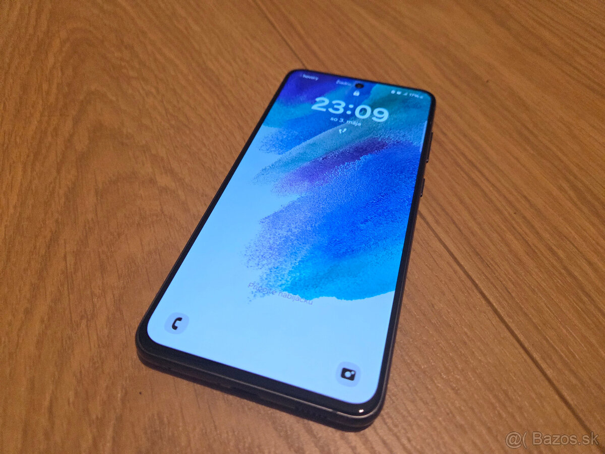 Samsung Galaxy S21 FE 5G Dual-SIM 128GB 6GB RAM