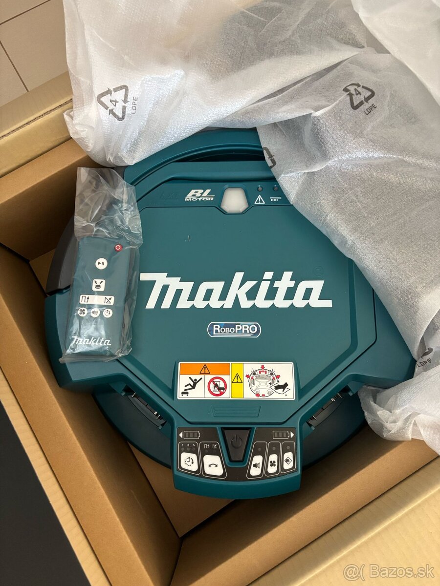 Makyta DRC200Z ROBOTICKÝ vysavač