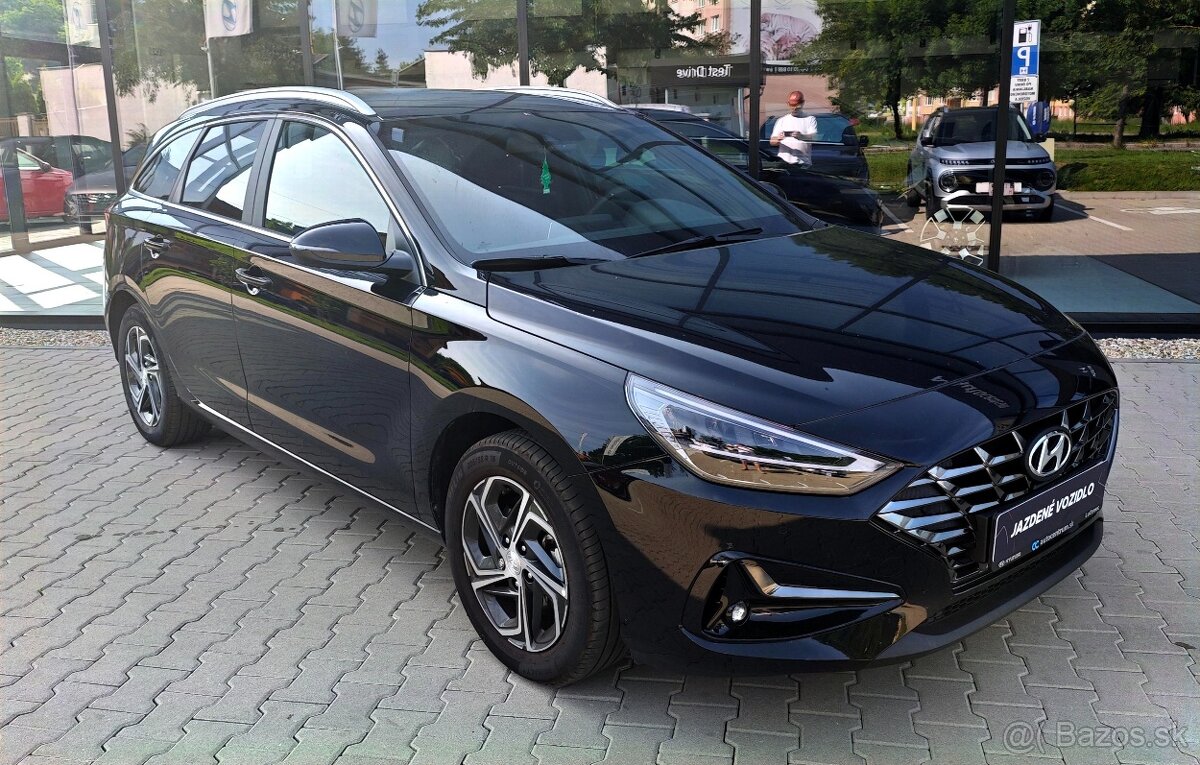 Hyundai i30 CW 1.5i CVVT Play