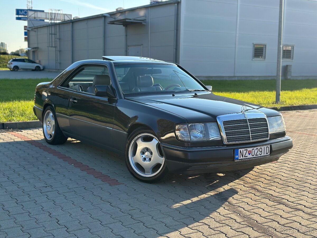 Mercedes W124 300CE-24