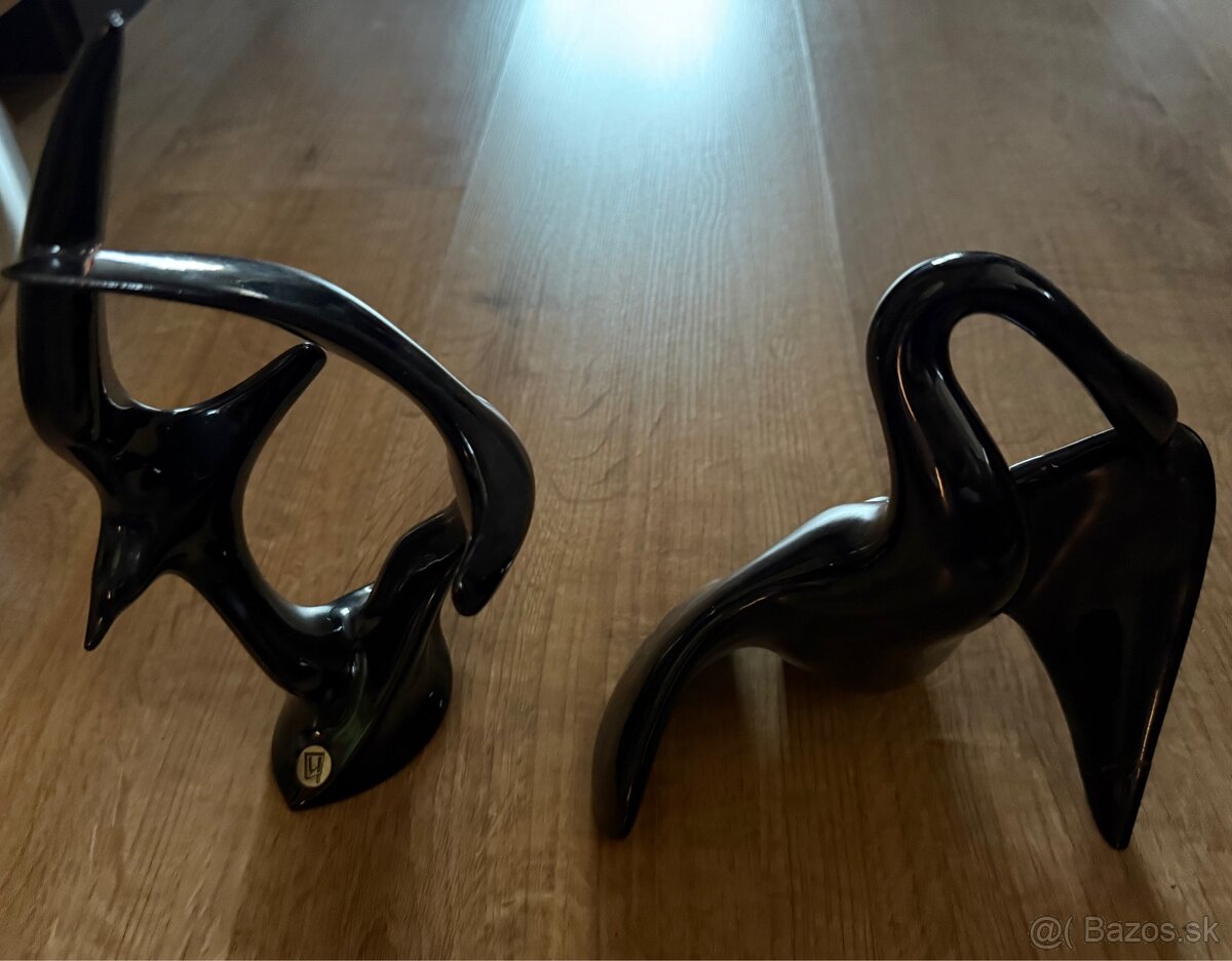 Sošky vrana a labuť