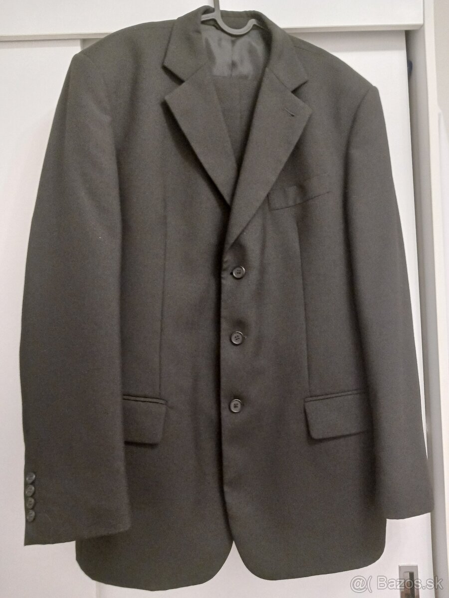 Predám čierny pánsky oblek veľkosti 58/182