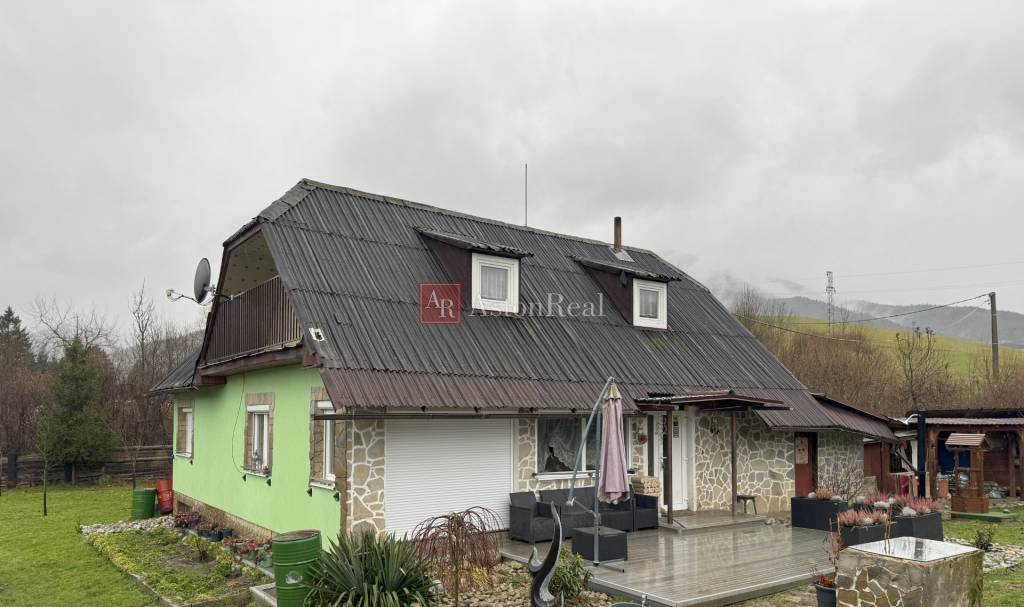 Znížená cena RODINNÝ DOM v obci ISTEBNÉ, 1643 m2