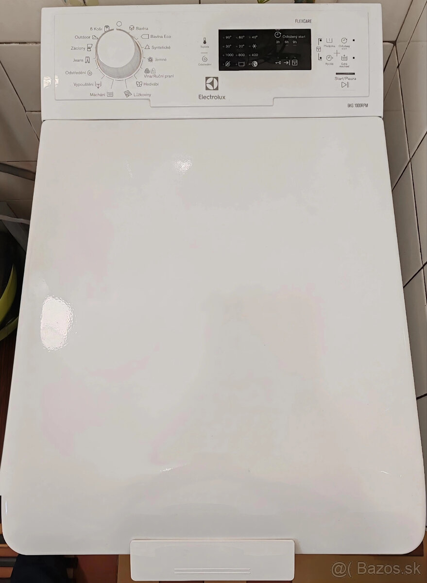 Funkčná práčka Elektrolux zhora plnená
