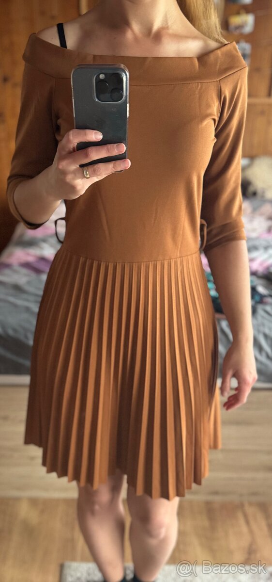 Hnedé šaty