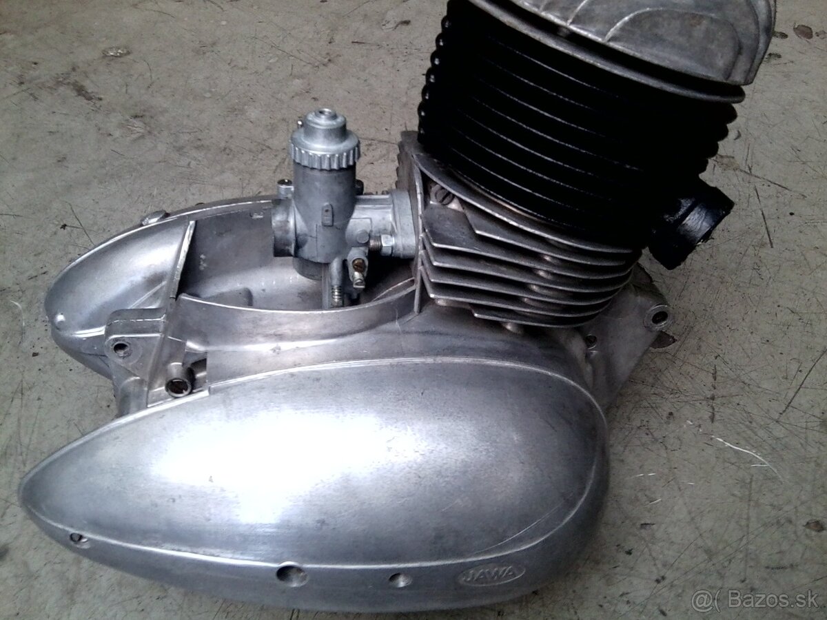 Motor Javwa 250/353 a kostra
