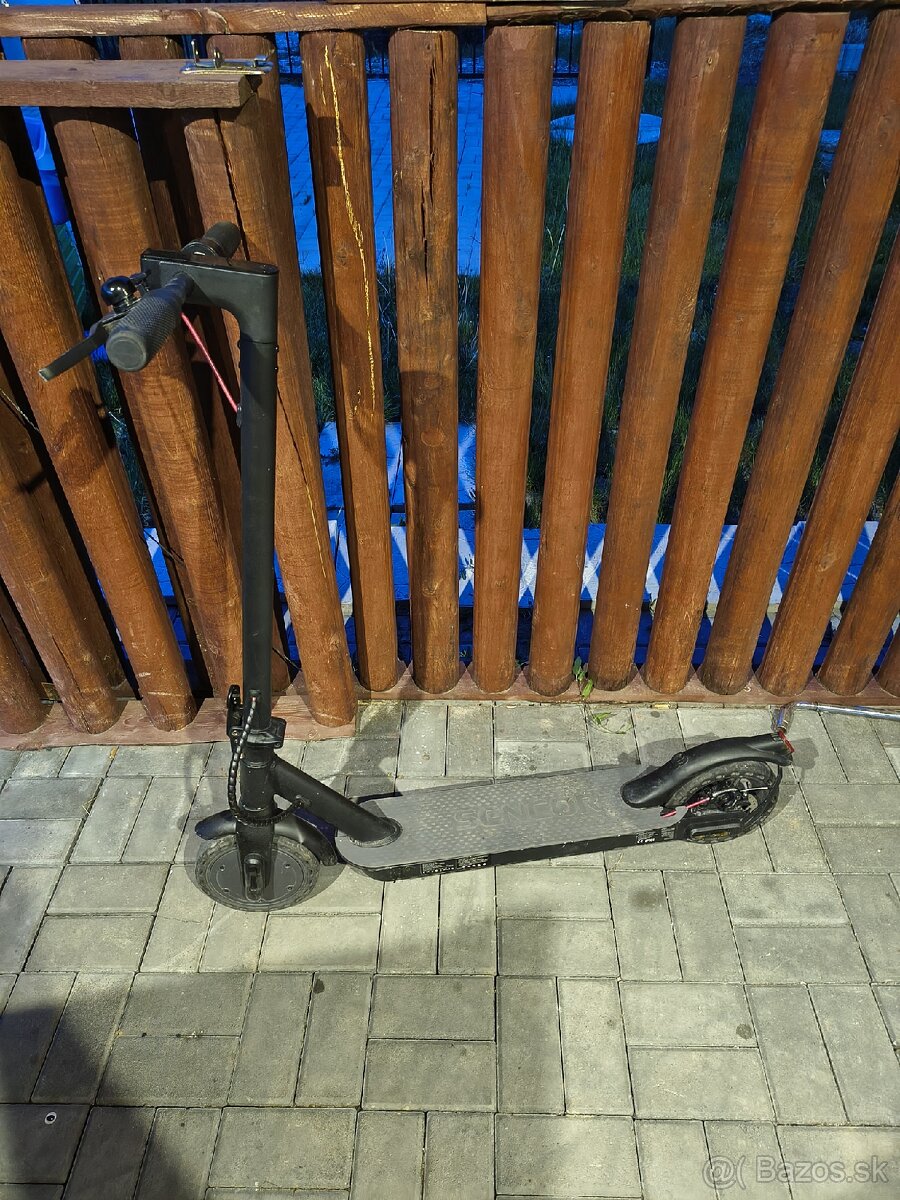 Elektrická kolobežka