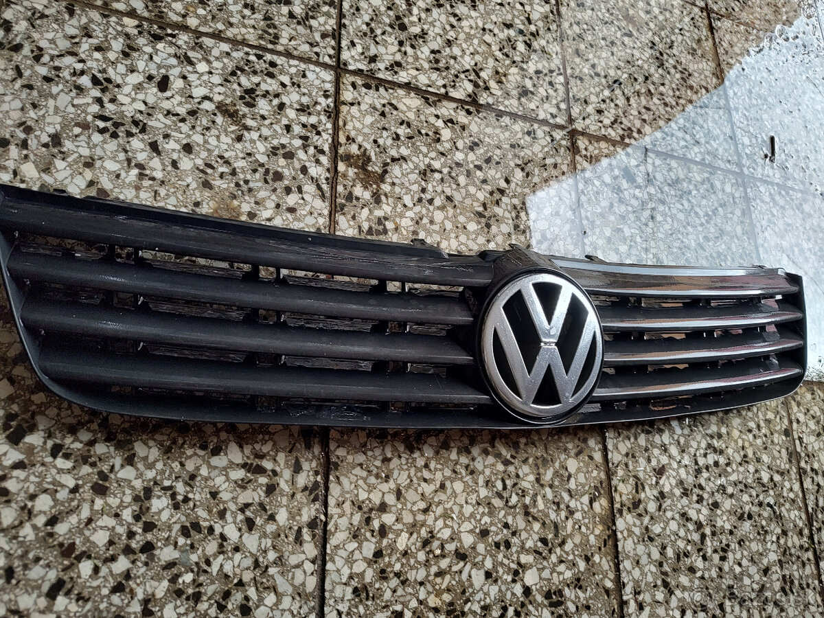 VW Passat B5 maska