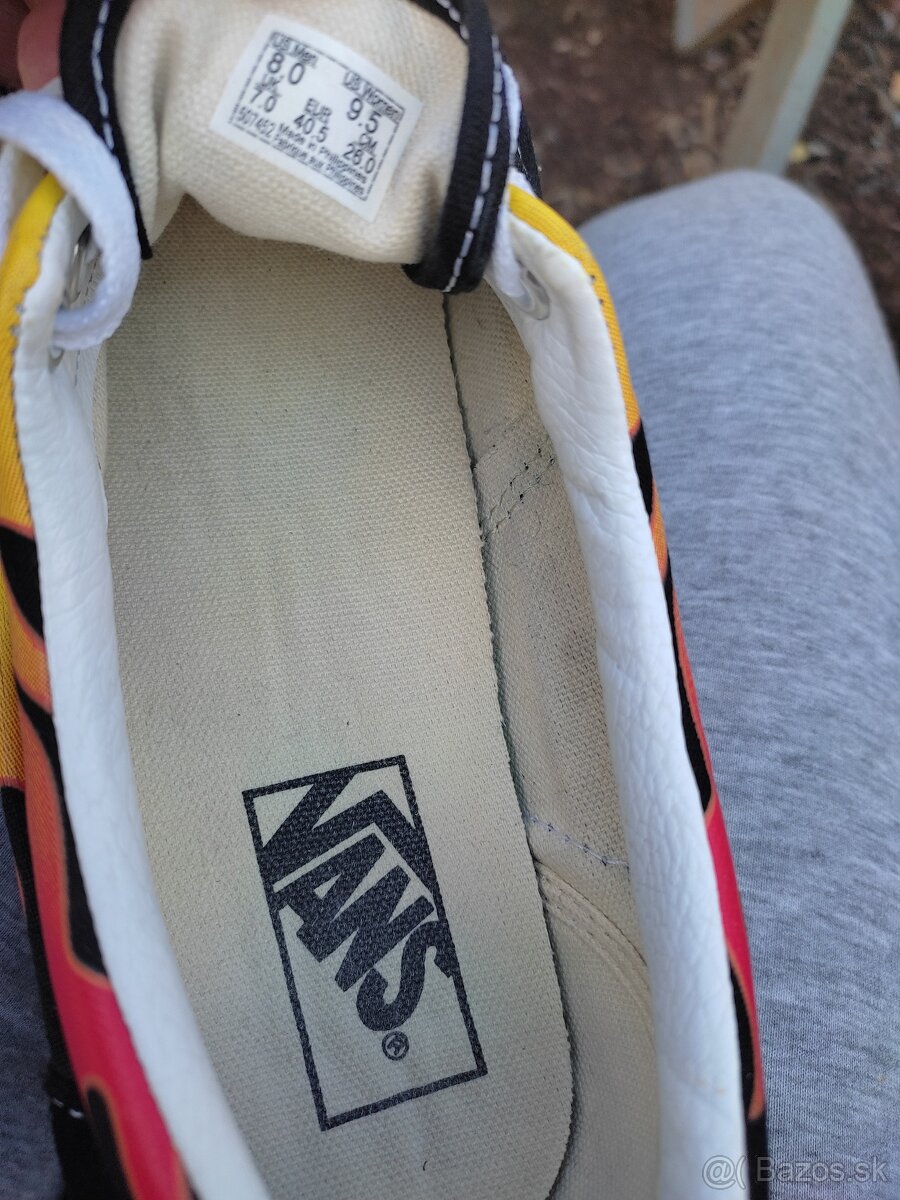 Vans č. 40,5
