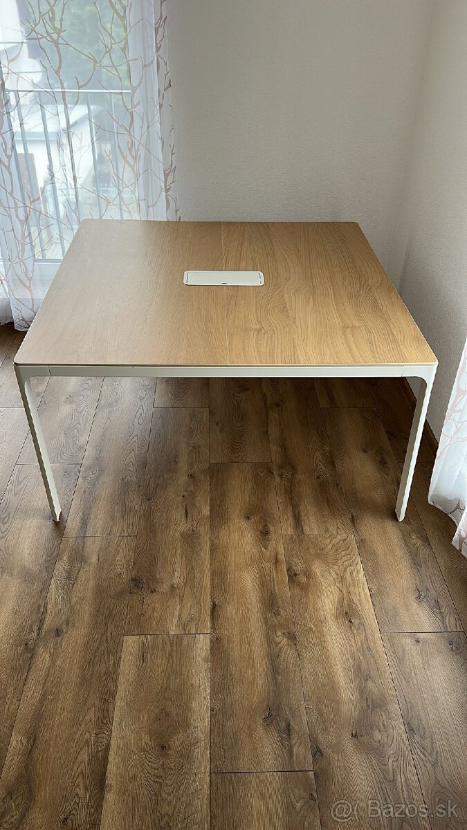 IKEA stôl Bekant