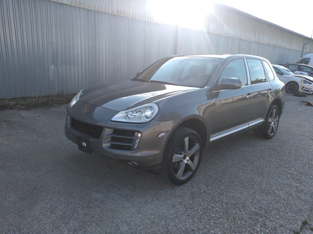 2009_PORSCHE CAYENNE 3.6 benzín_MANUÁL_