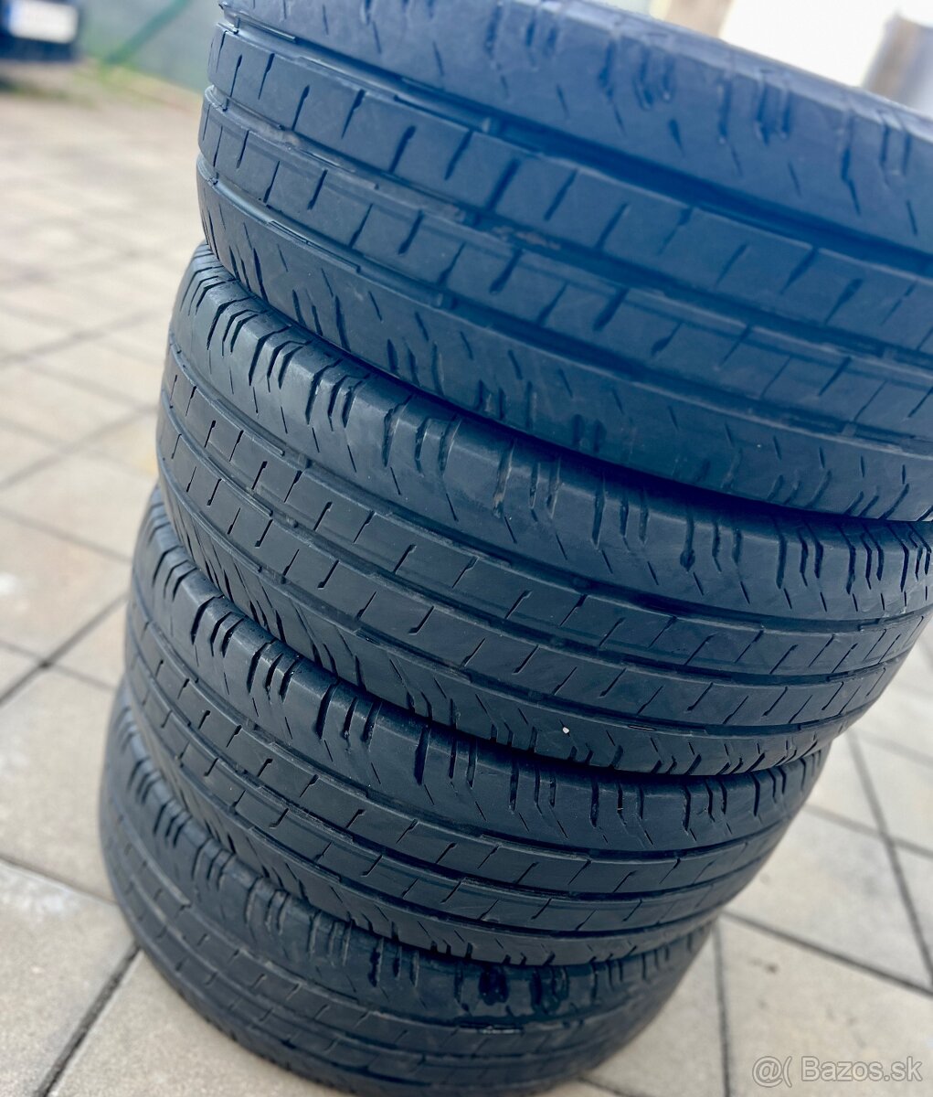 215/60 R17 C letné pneumatiky