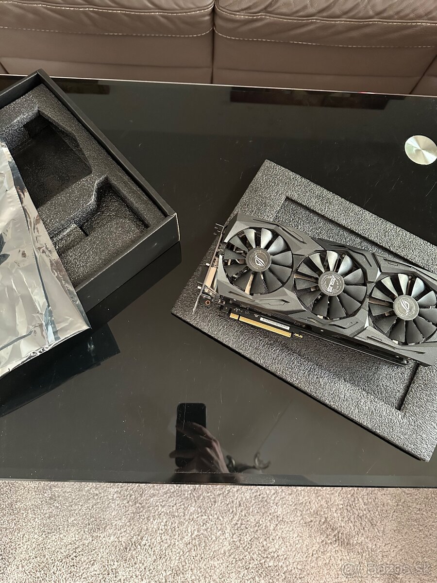 Predám ASUS GTX 1080 TI Strix OC