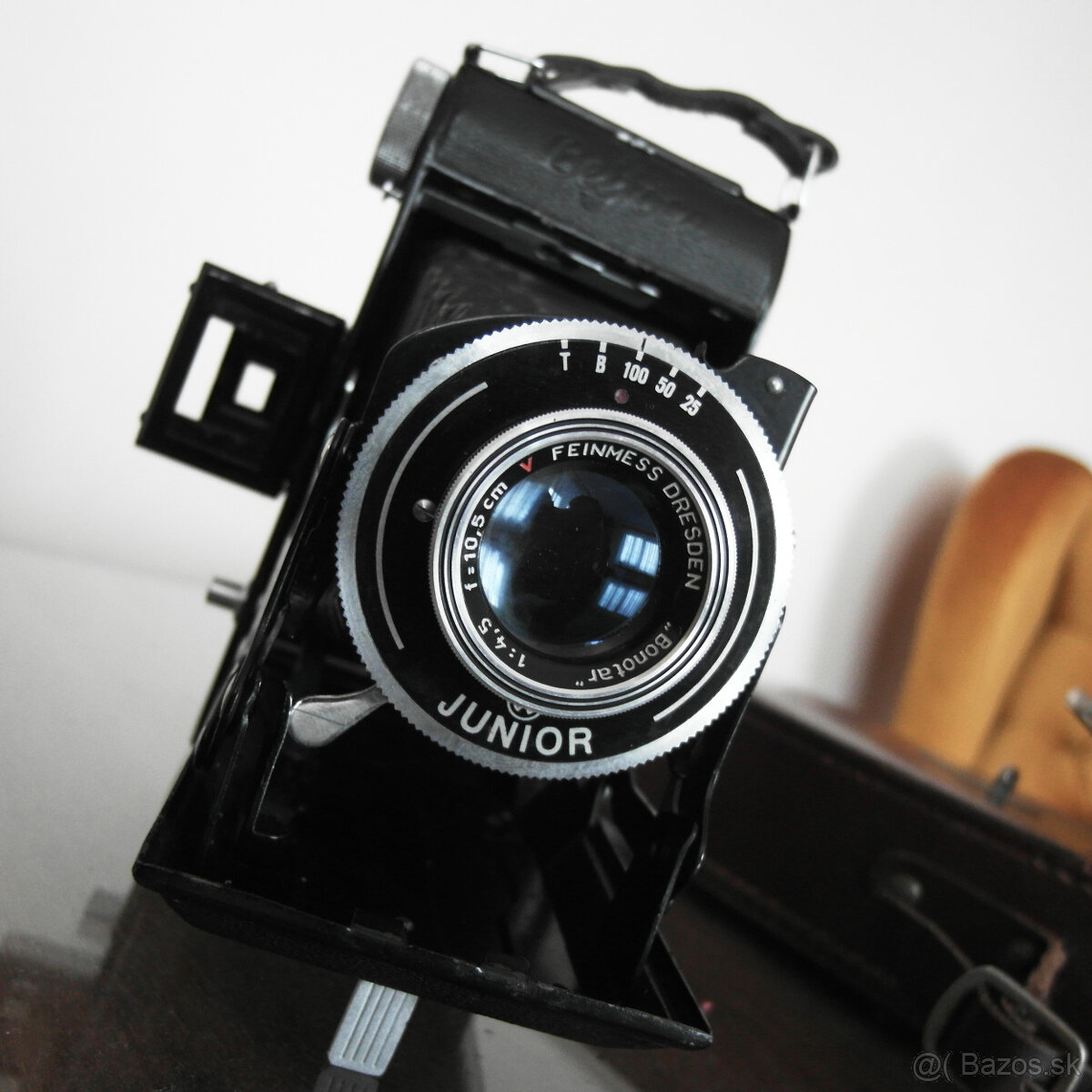 Starý fotoaparát Belfora Junior