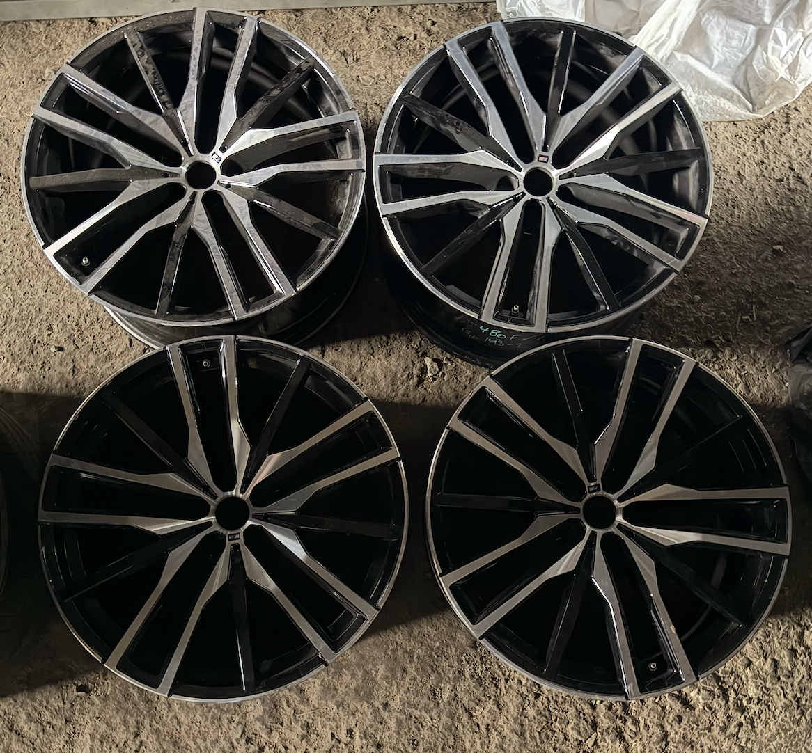 Originál BMW Styling M742 X5 G05 X6 G06 M-paket R22