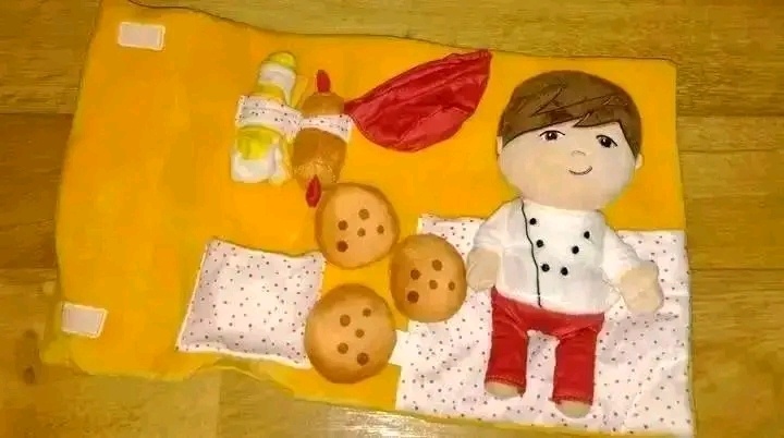 Plyšová bábika s doplnkami