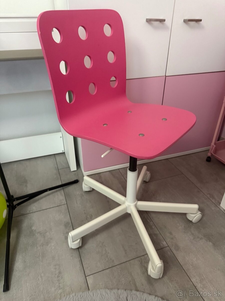 Kancelárska stolička