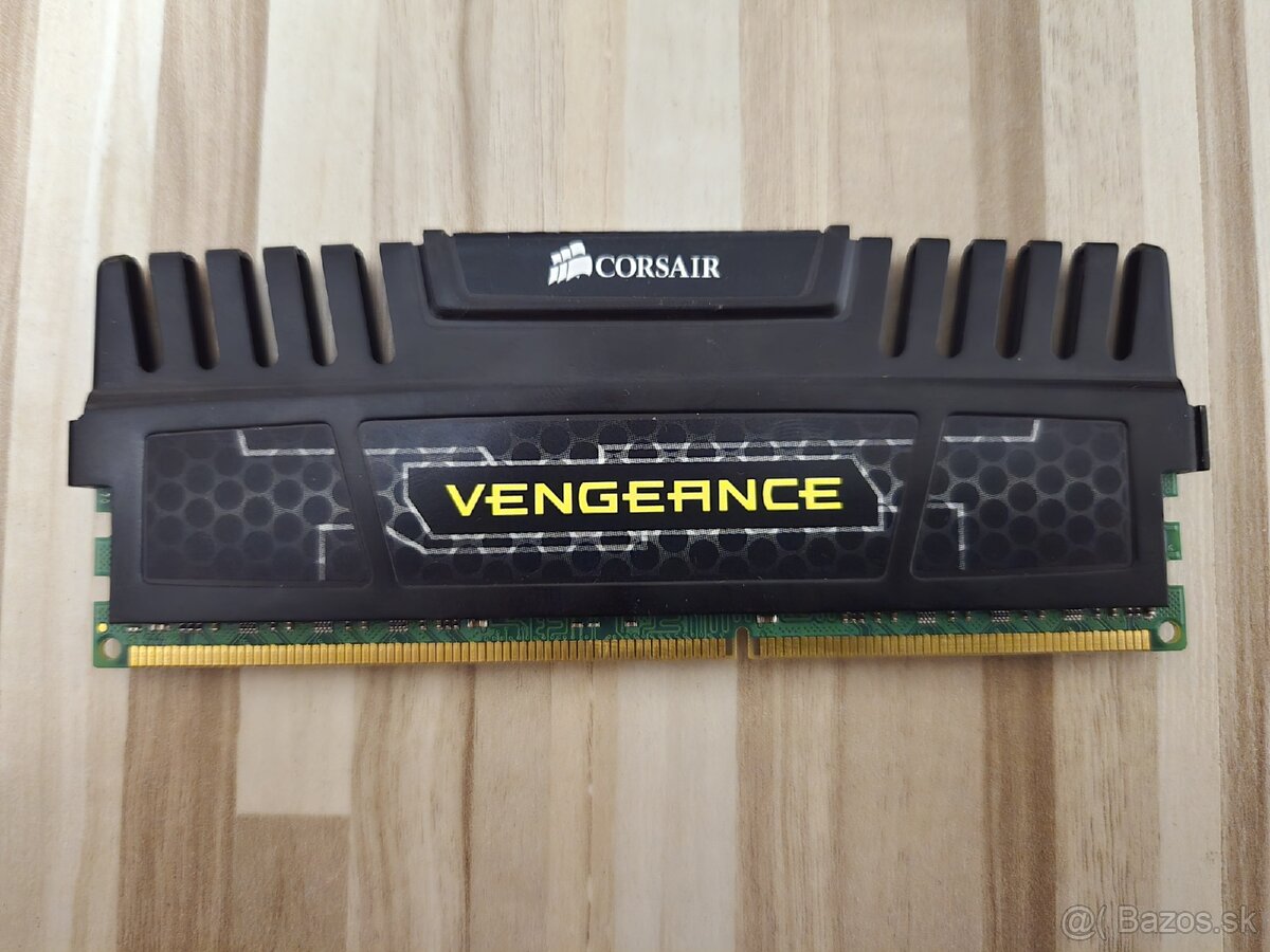 Pamat DDR3 8GB 1600MHz Corsair Vengeance