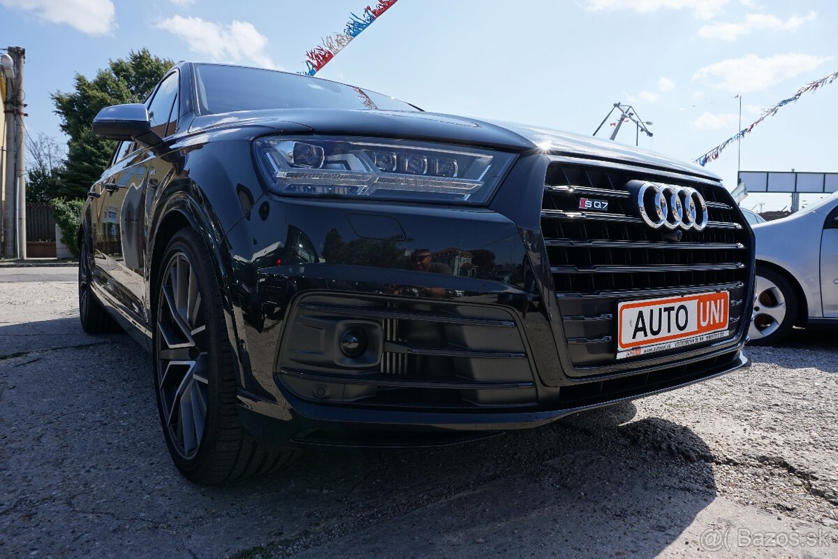 Audi SQ7 BOSE TV