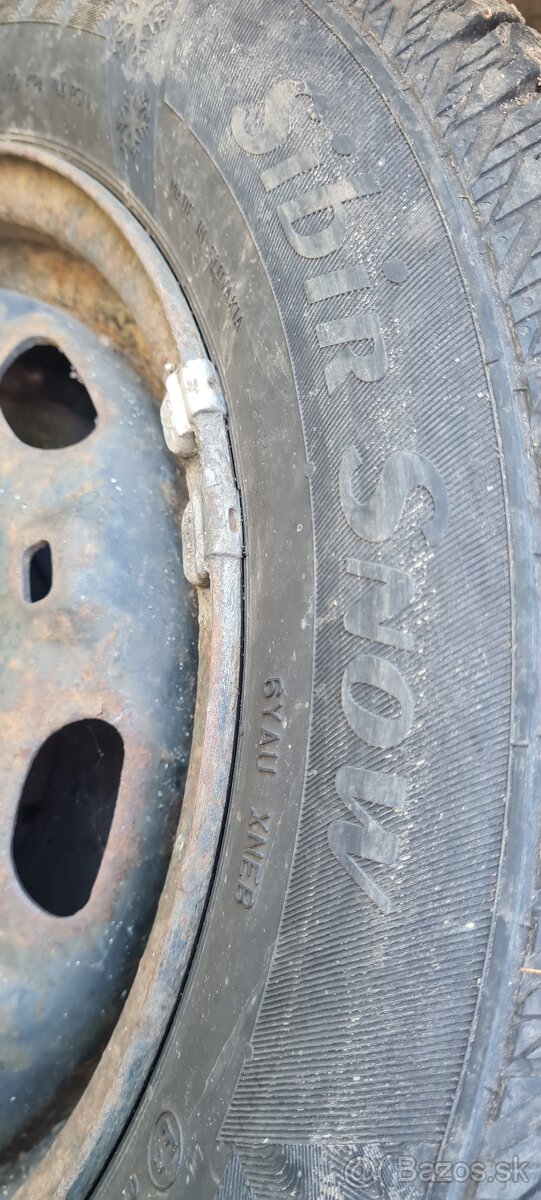 Zimné pneumatiky 165/70 R14