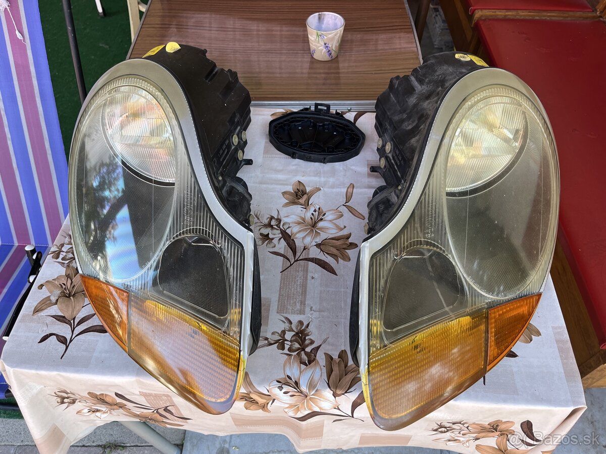 Predné svetlo Porsche Boxster