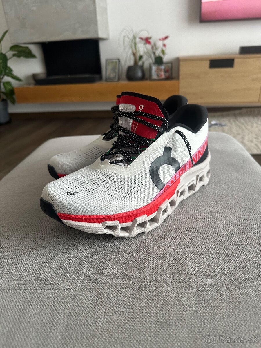 Bežecké topánky Under Armour a ON