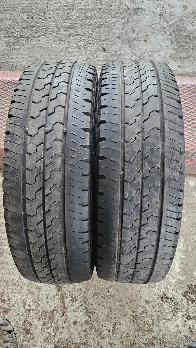 predam 2ks letne pneu 205/75R16c