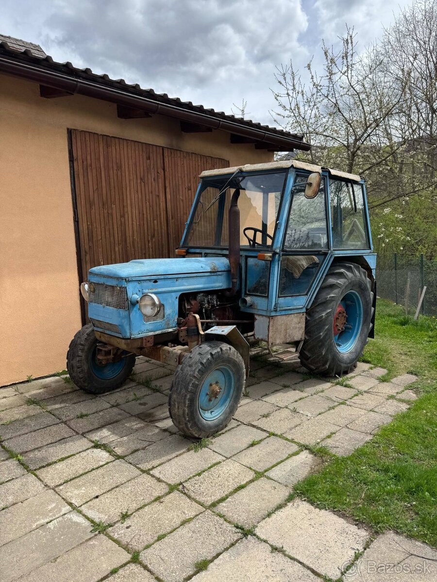 Ponúkam na predaj traktor Zetor 5511, bez TP