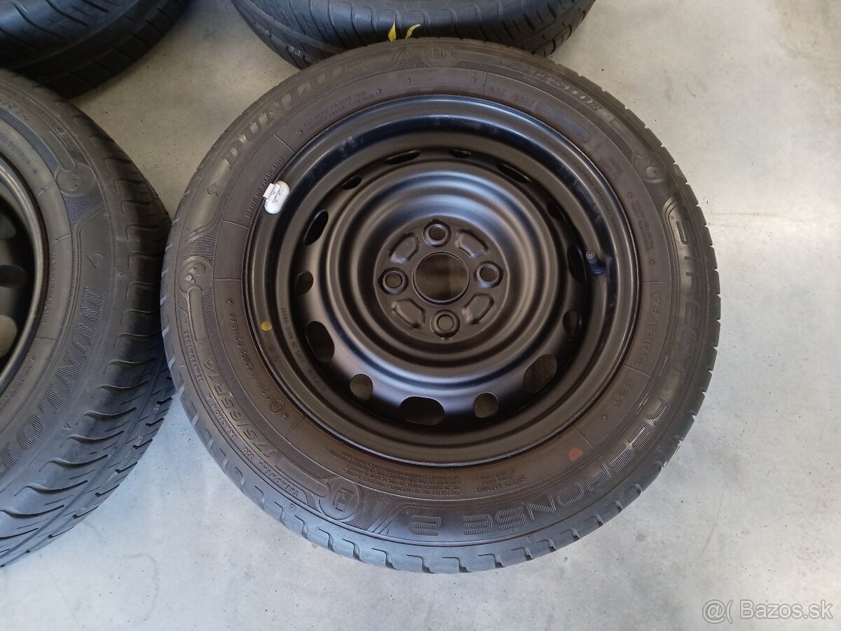 Predam letne kolesa 4x100 R14 6J ET45 ORIGINAL MAZDA 2