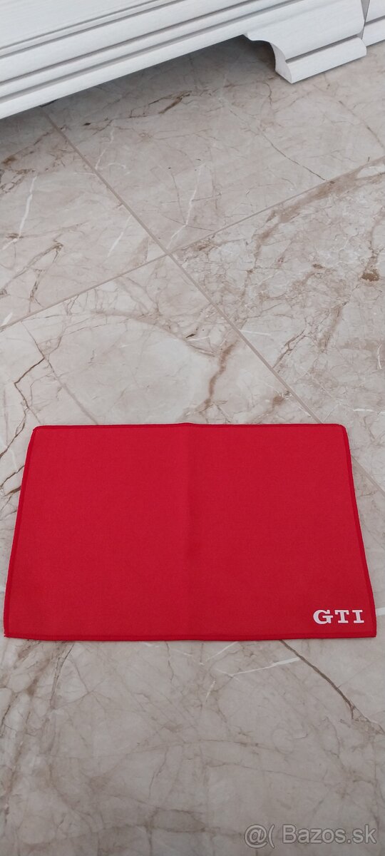 Mikrovlaknova utierka s logom GTI
