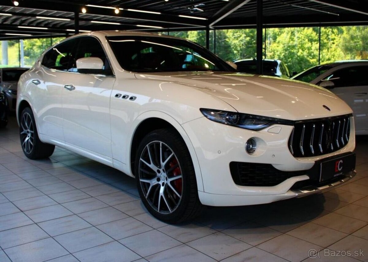 Maserati Levante S Q4 GranLusso Rosso/Grigio B& benzín