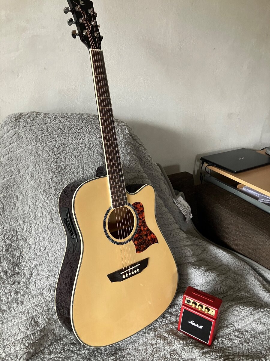 Nová elektroakustická kytara