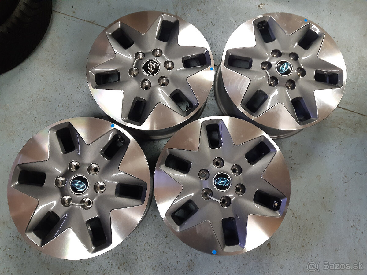 6x139,7  18"  Hyundai Staria  +TPMS  -nové