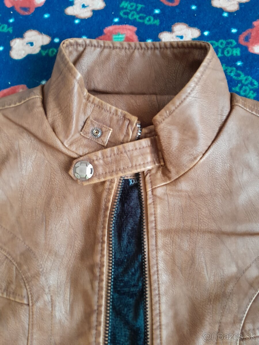 Zdravím, predám kožennú pánsku bundu zateplenú