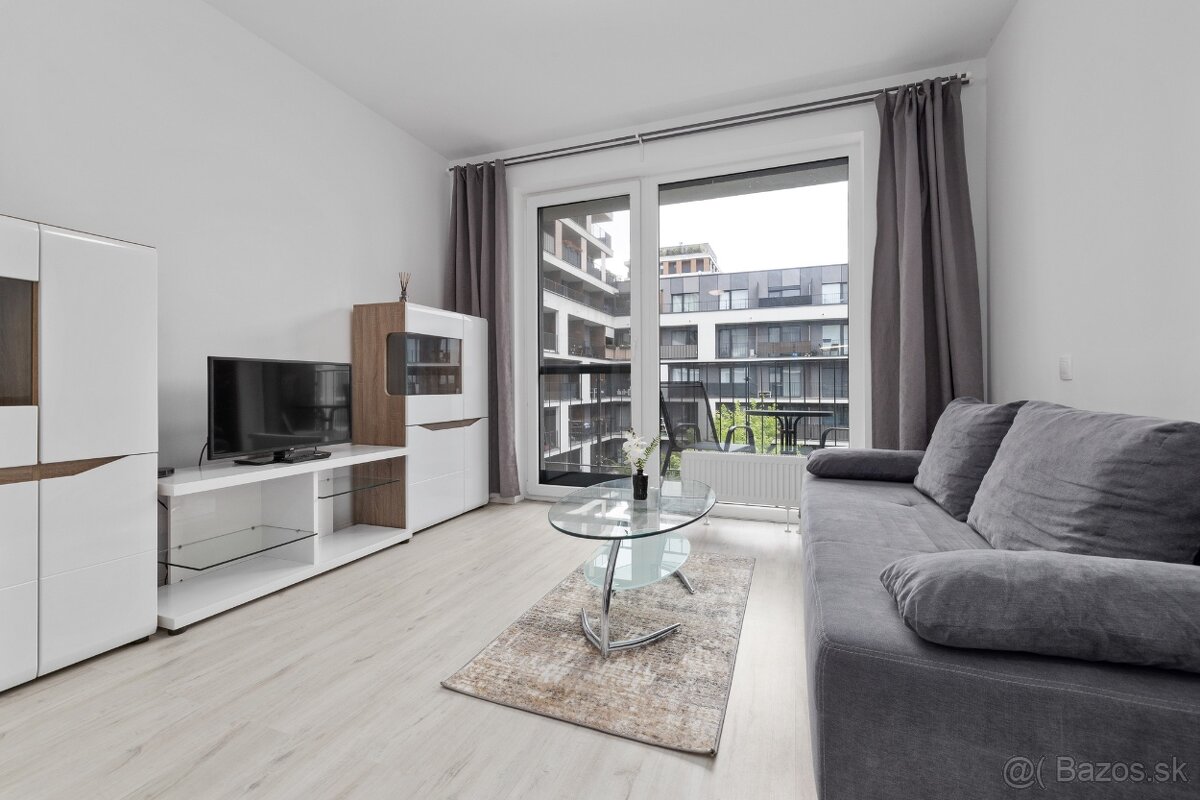 Na prenájom 1-izbový byt v Slnečniciach – Bratislav