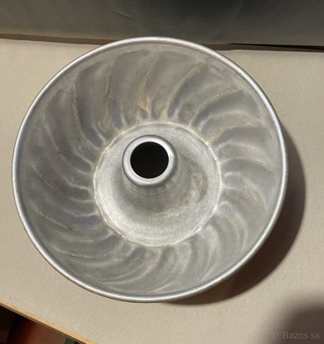 retro hliníková forma na vianočku