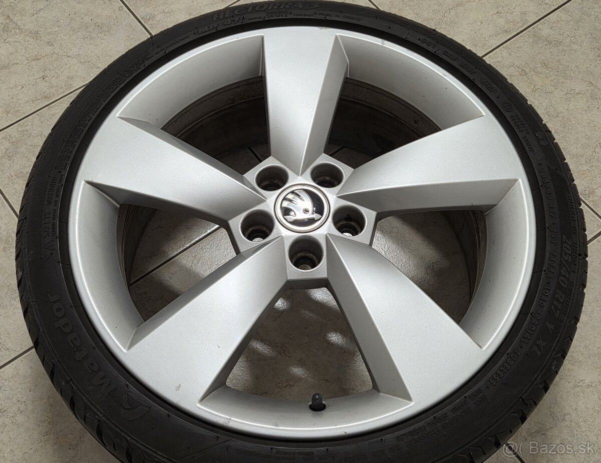 r17 ŠKODA Fabia + pneu