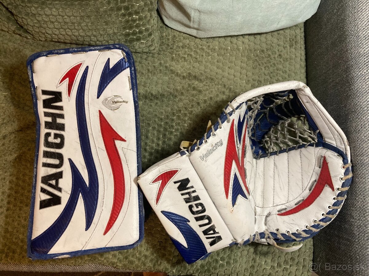 Brankárska lapačka a vyrážačka VAUGHN Velocity SR