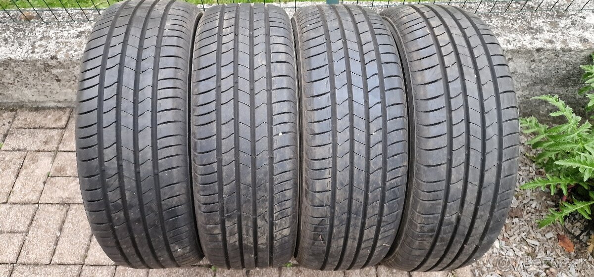 215/60 r17 Kumho