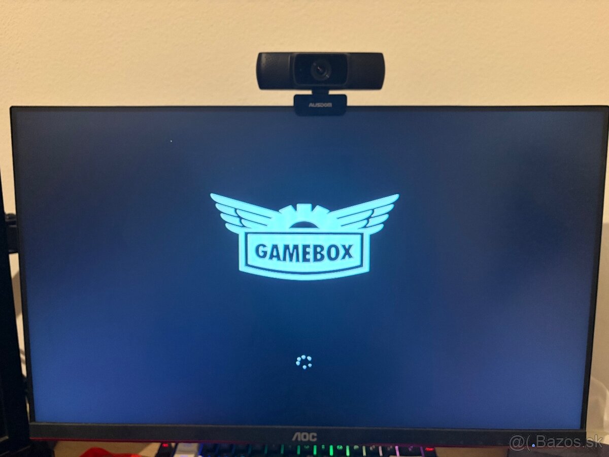 Predám kompletný herný setup – PC + 2 monitory + mikrofón