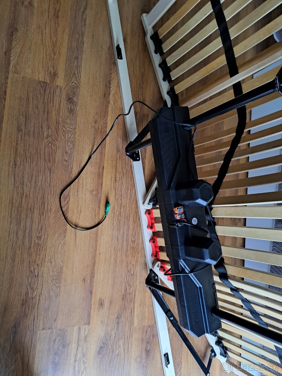 Polohovatelny elektrický rošt