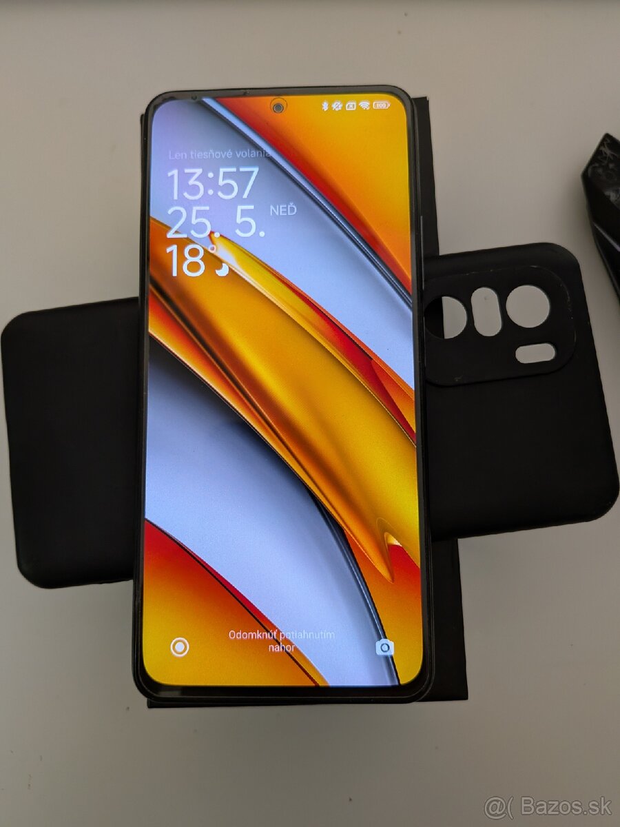 Poco f3