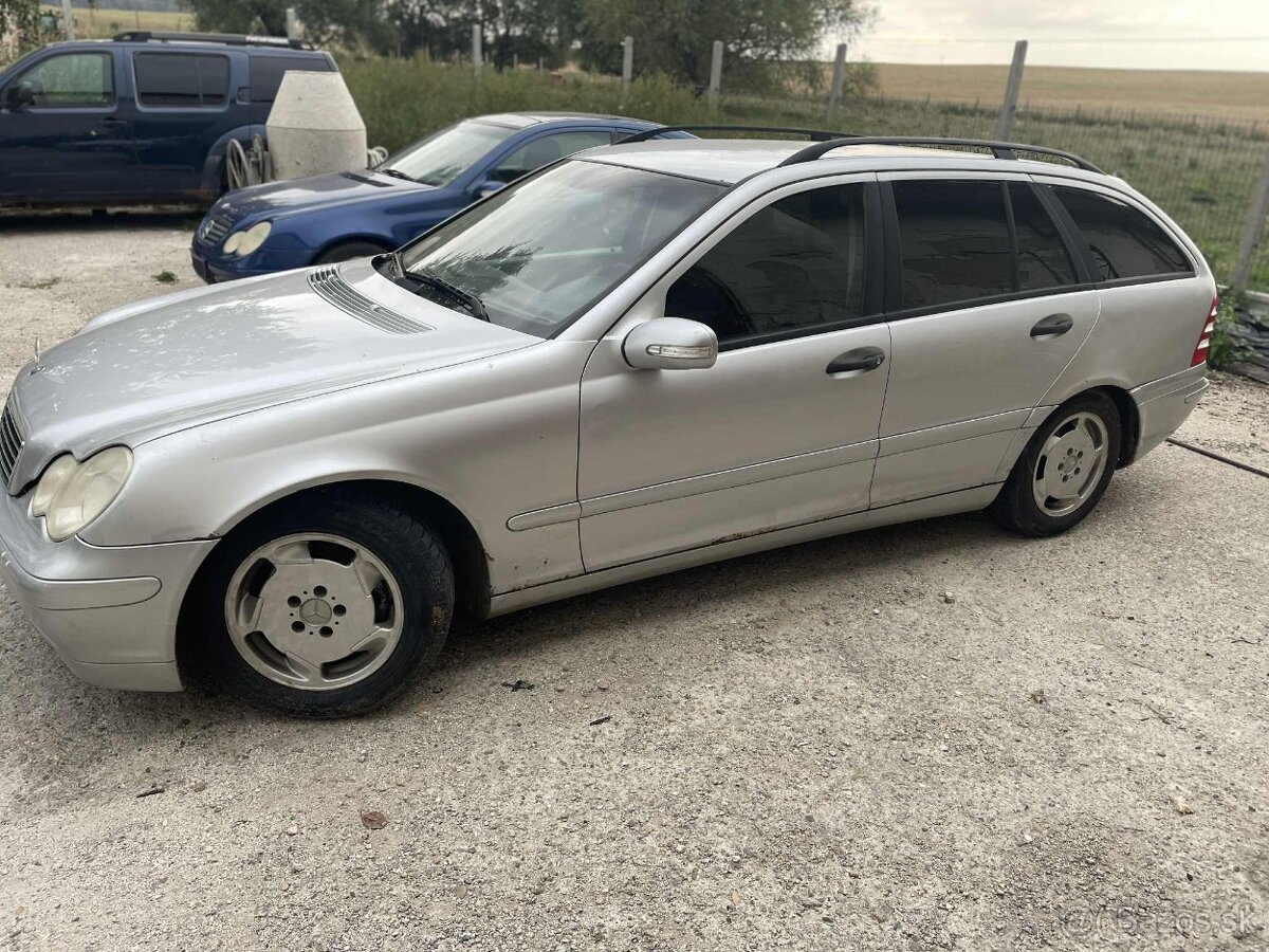 Rozpredám Mercedes c w203