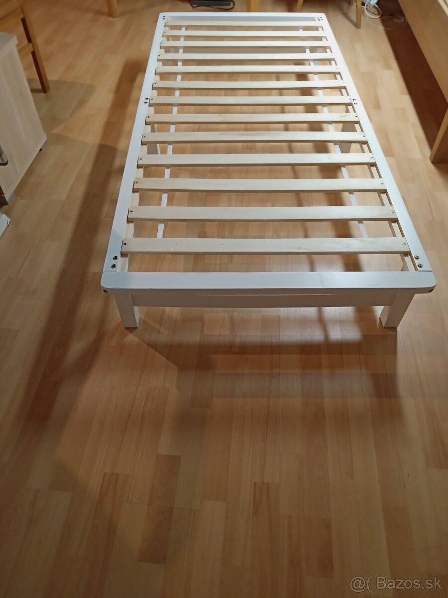 Rám posteľe IKEA