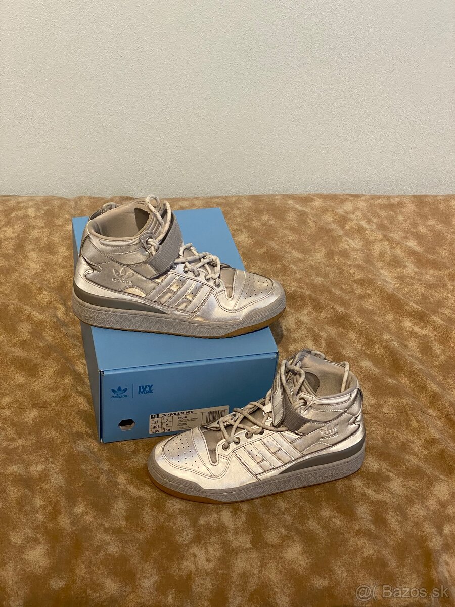 Ivy park forum mid
